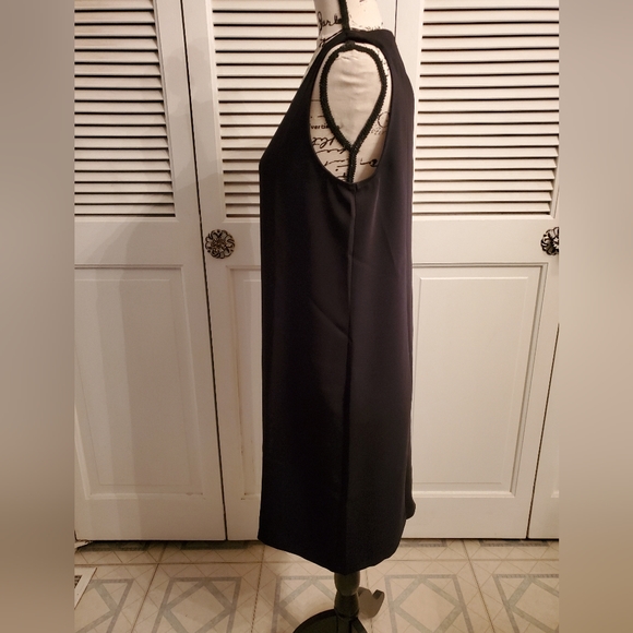 Women's Adrienne Vittadini Sleeveless Dress - Picture 2 of 8